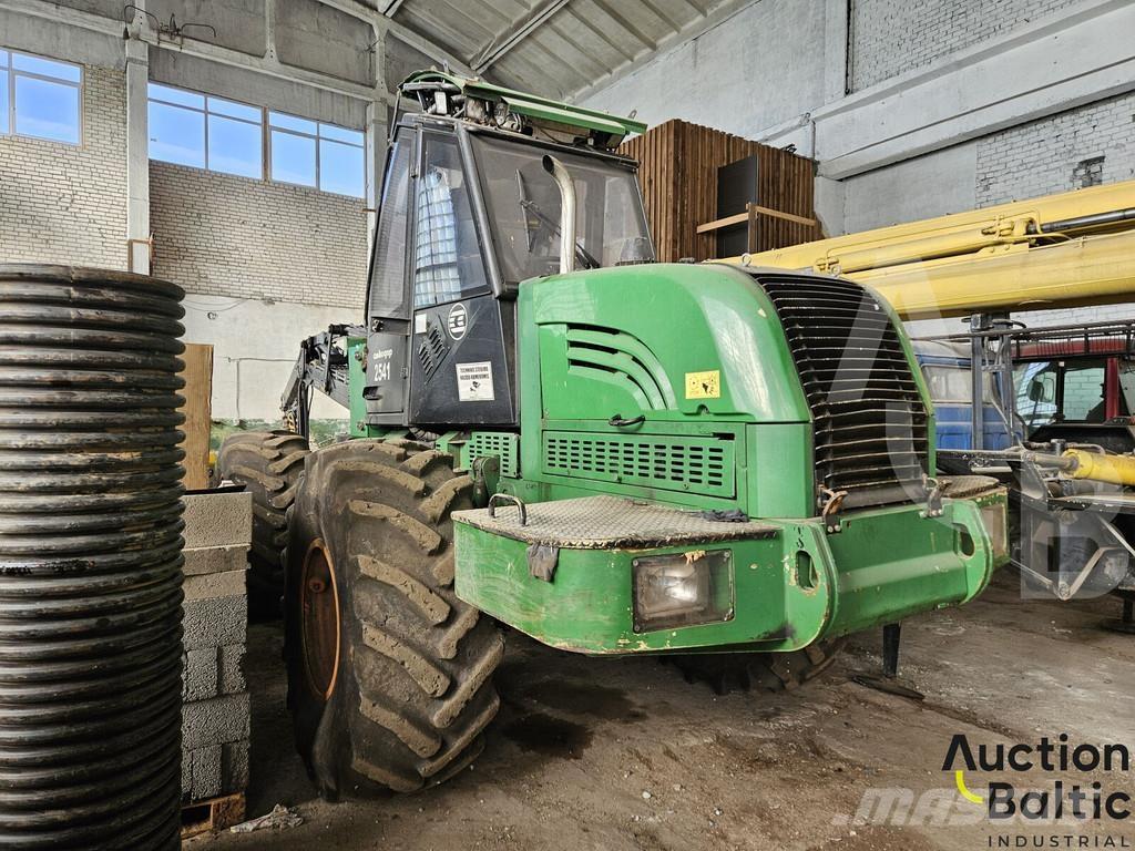 Amkodor 2541 Betakarítók