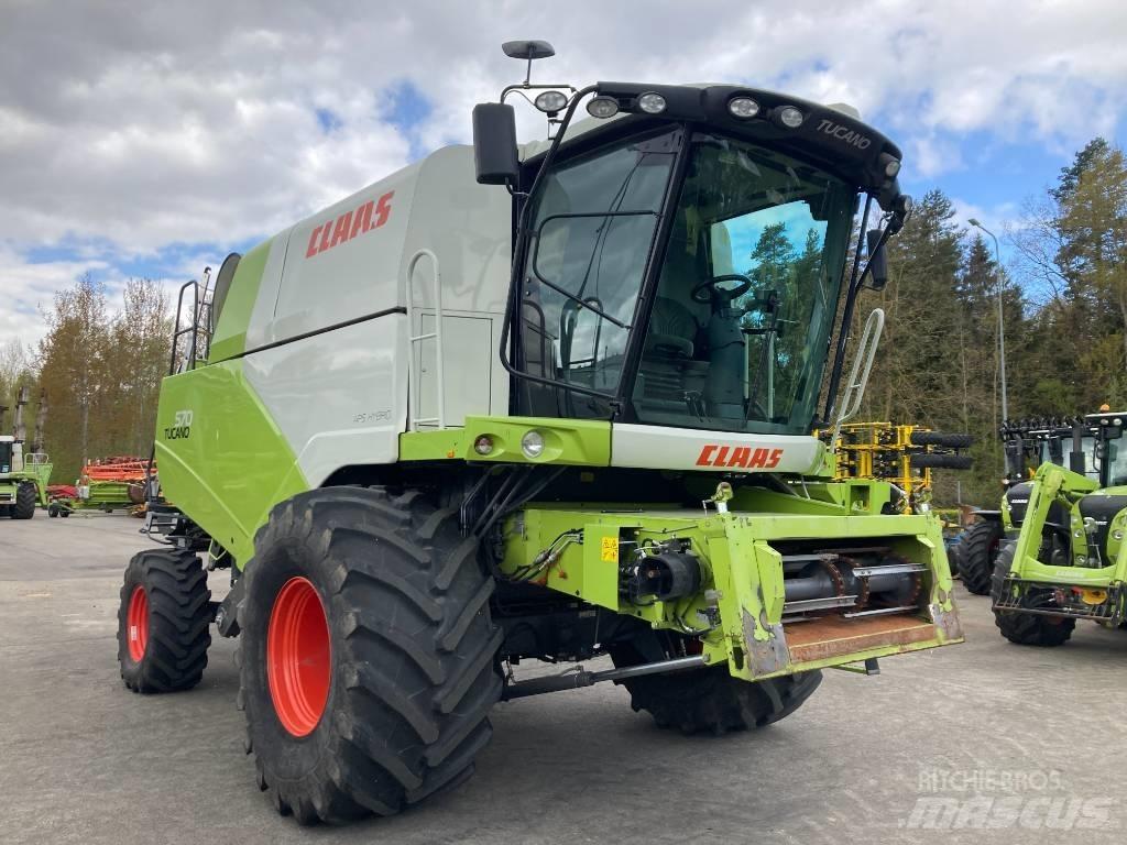 CLAAS Tucano 570 Kombájnok