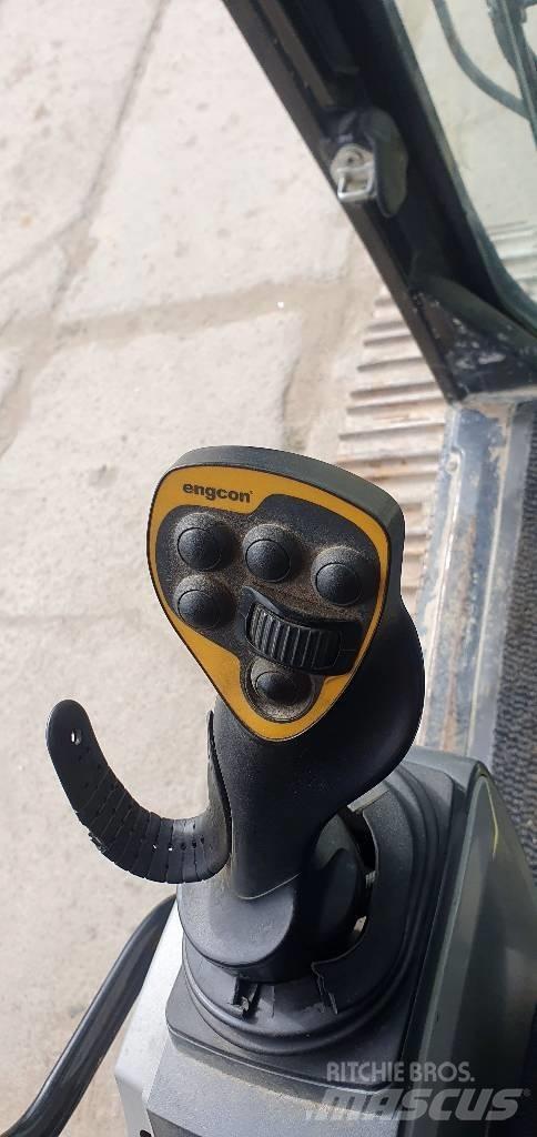 CAT 330 FLN Hosszú gém kotrók