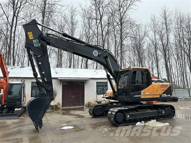 Hyundai R220LC-9S Lánctalpas kotrók