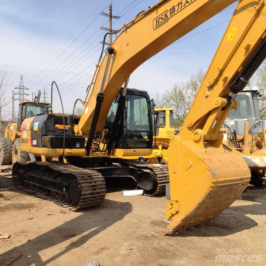 CAT 320D Lánctalpas kotrók
