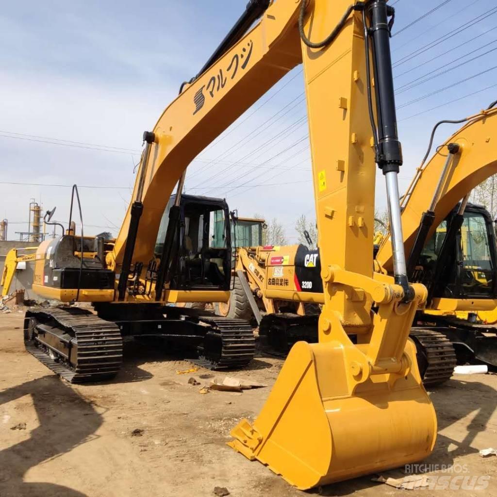 CAT 320D Lánctalpas kotrók
