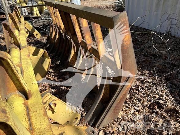 Komatsu D65PX Réthasogatók