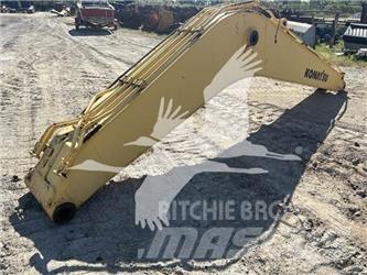Komatsu PC200 Gémek és dipperek