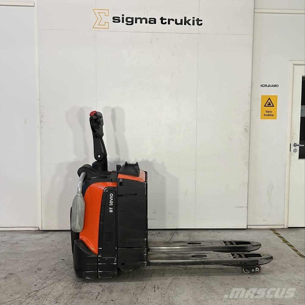 Toyota BT LPE 200 Vezetőállásos alacsony emelőkocsi