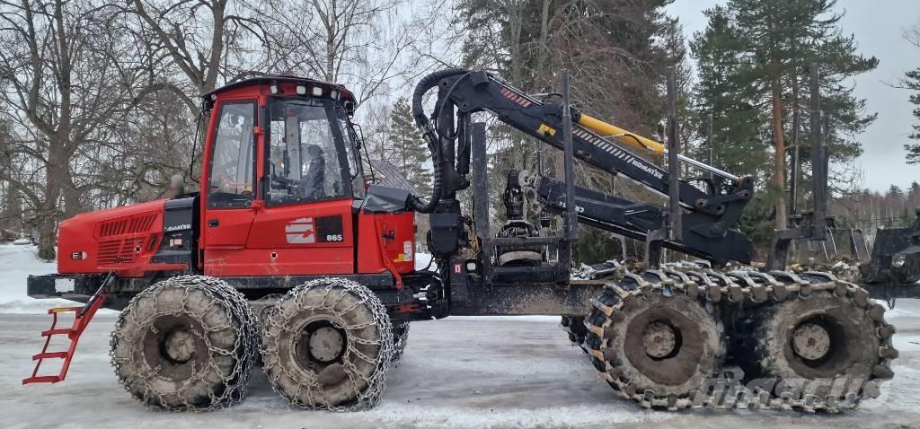 Komatsu 865 Kihordók