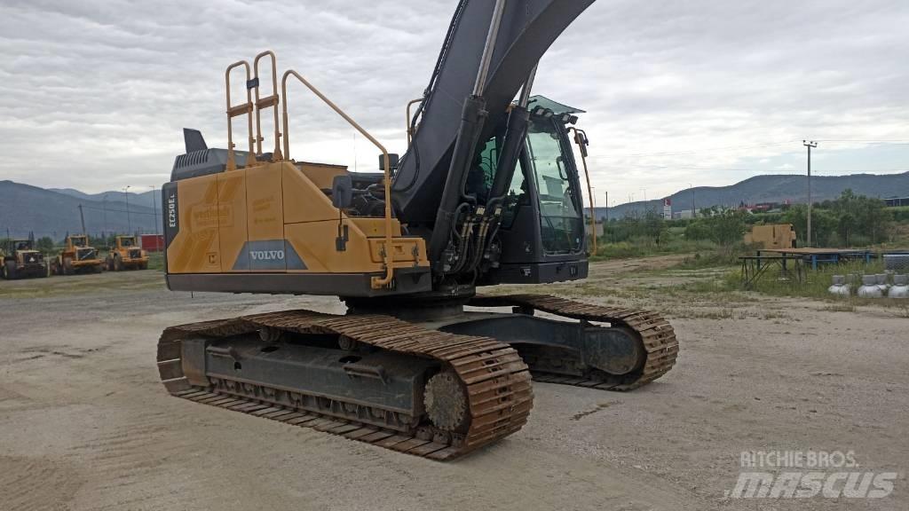 Volvo EC 250 EL Lánctalpas kotrók