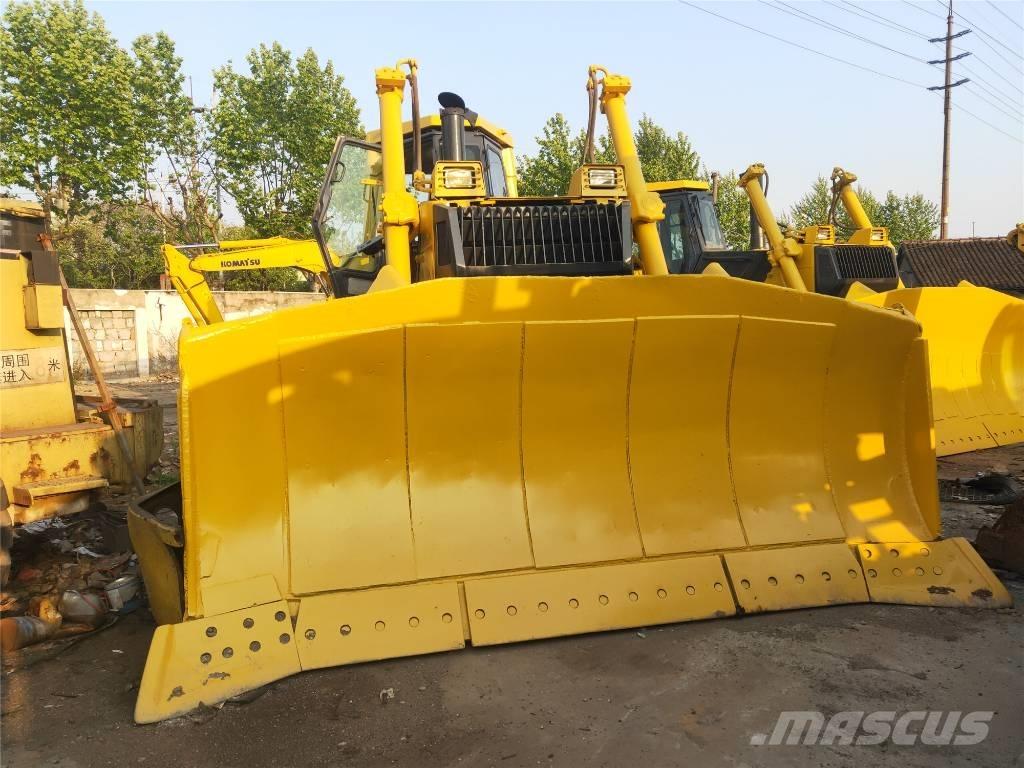Komatsu D155AX-5 lánctalpas dózerek