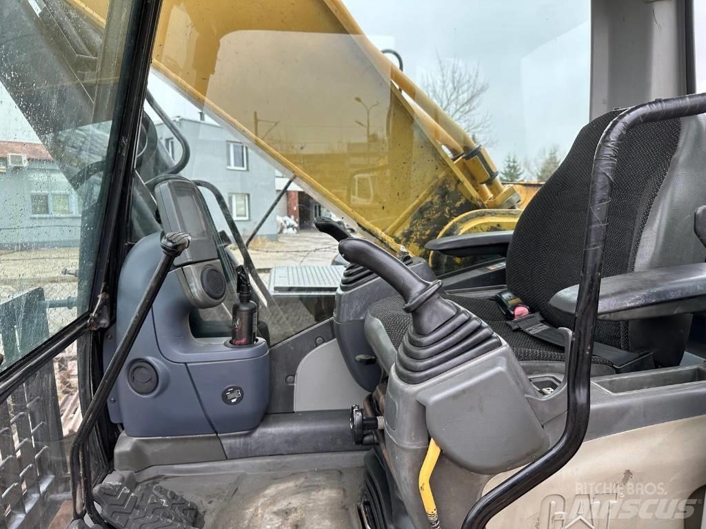 CAT 336 Lánctalpas kotrók