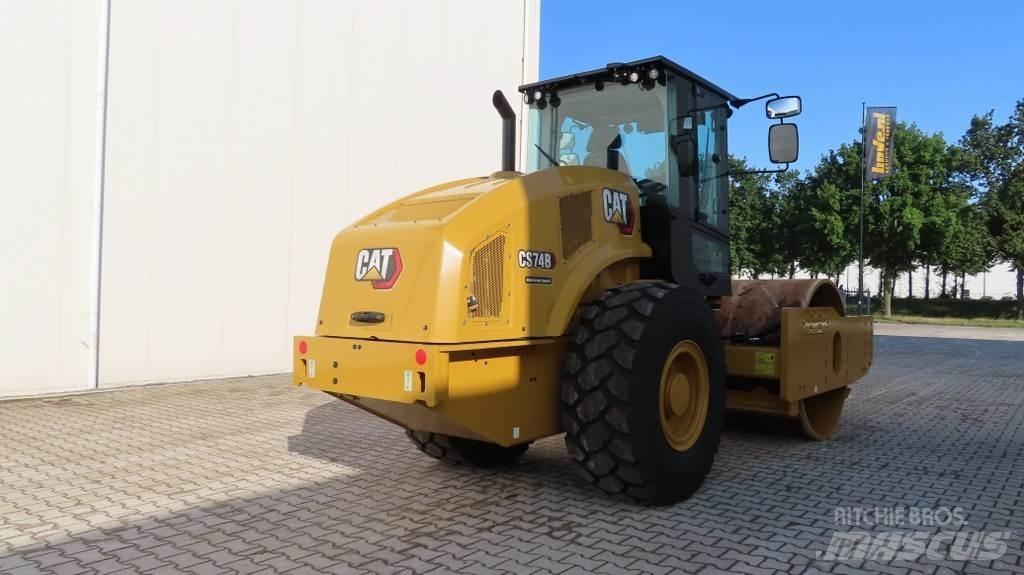 CAT CS 74 B Egydobos hengerek