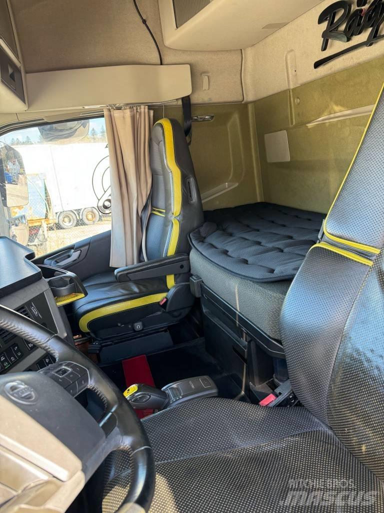 Volvo FH 16 750 Fülkés alváz