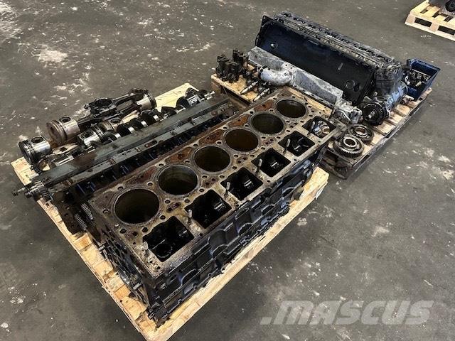 Cummins ISME420-30 Motorok