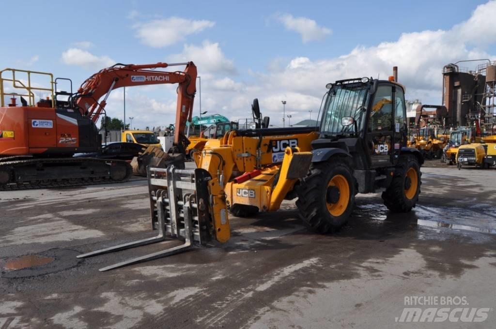 JCB 540-140 Teleszkópos rakodók