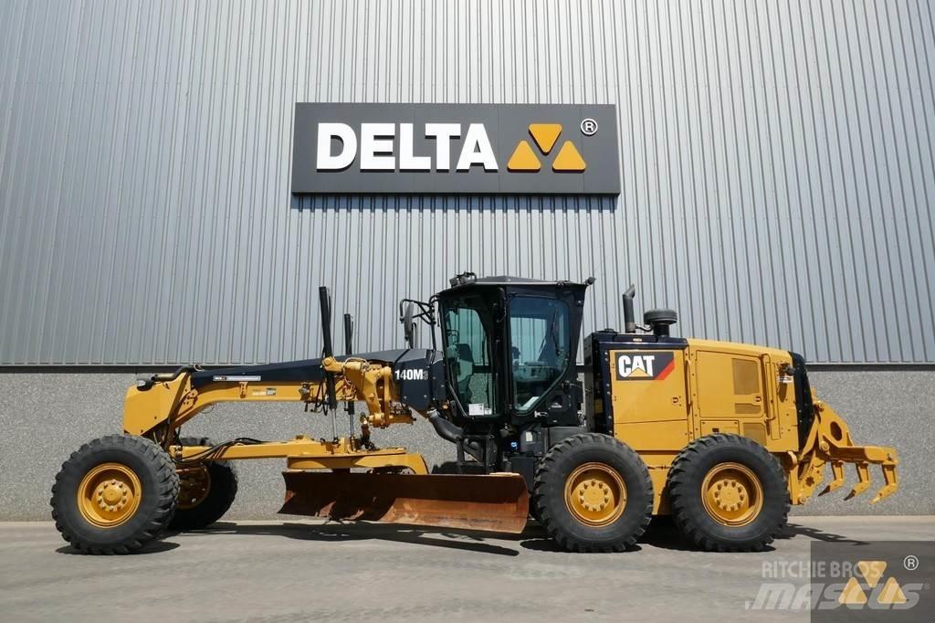 CAT 140M3 Gréderek