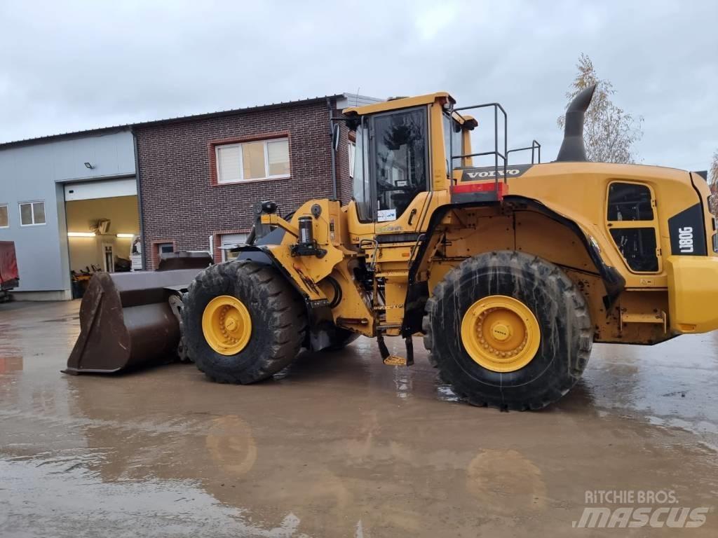 Volvo L180 G Gumikerekes homlokrakodók