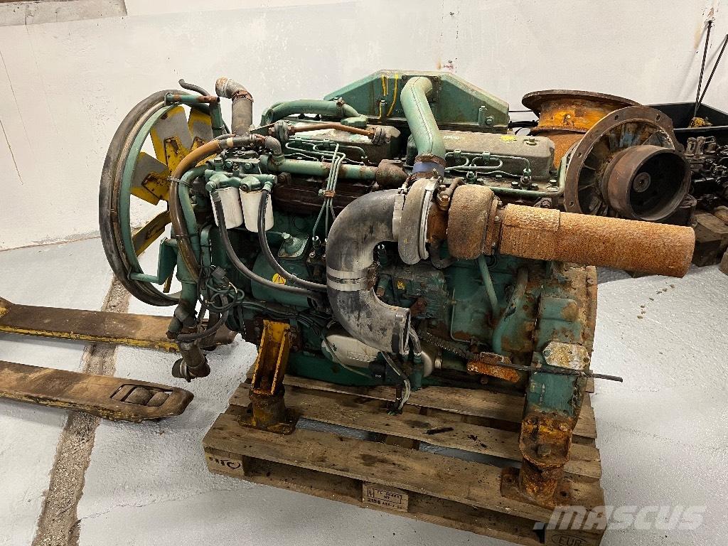 Volvo Penta Twd731ve Lánctalpas kotrók