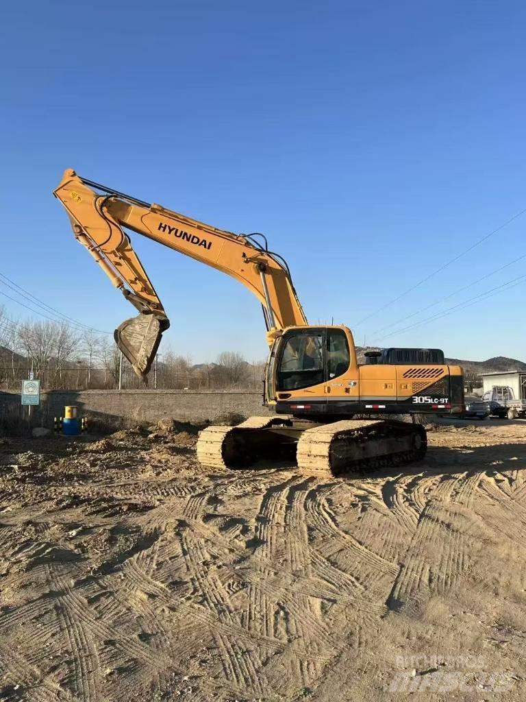 Hyundai R305lc-9t Lánctalpas kotrók