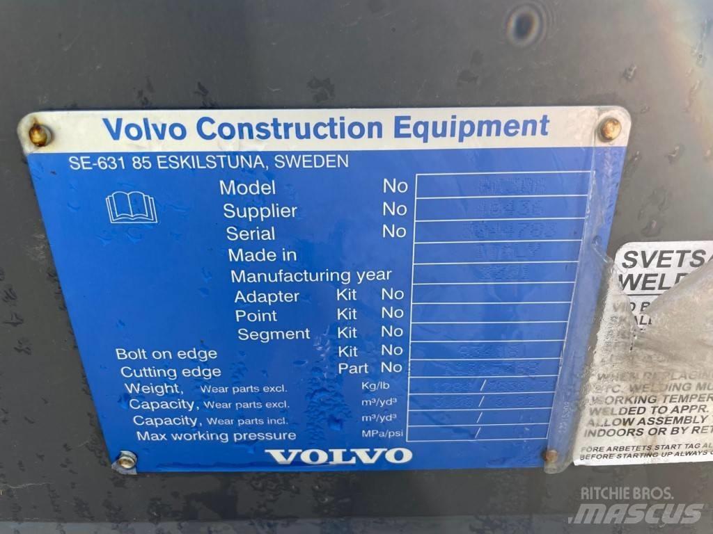 Volvo L 110 H Bucket Kanalak