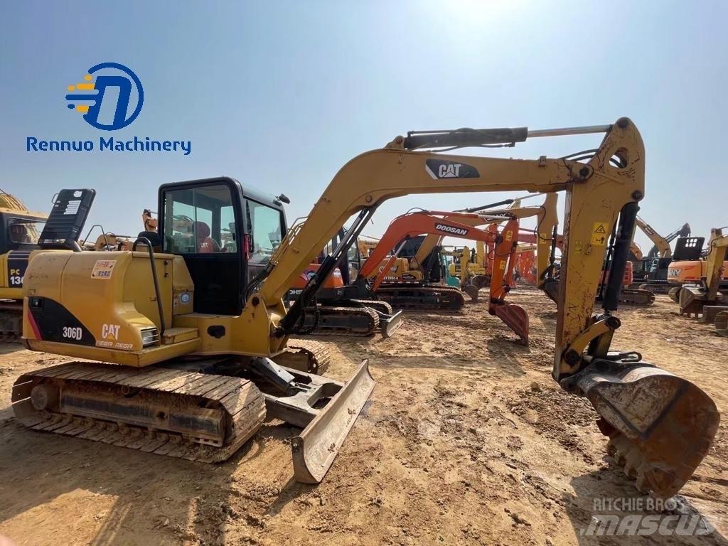 CAT 306D Mini kotrók < 7t
