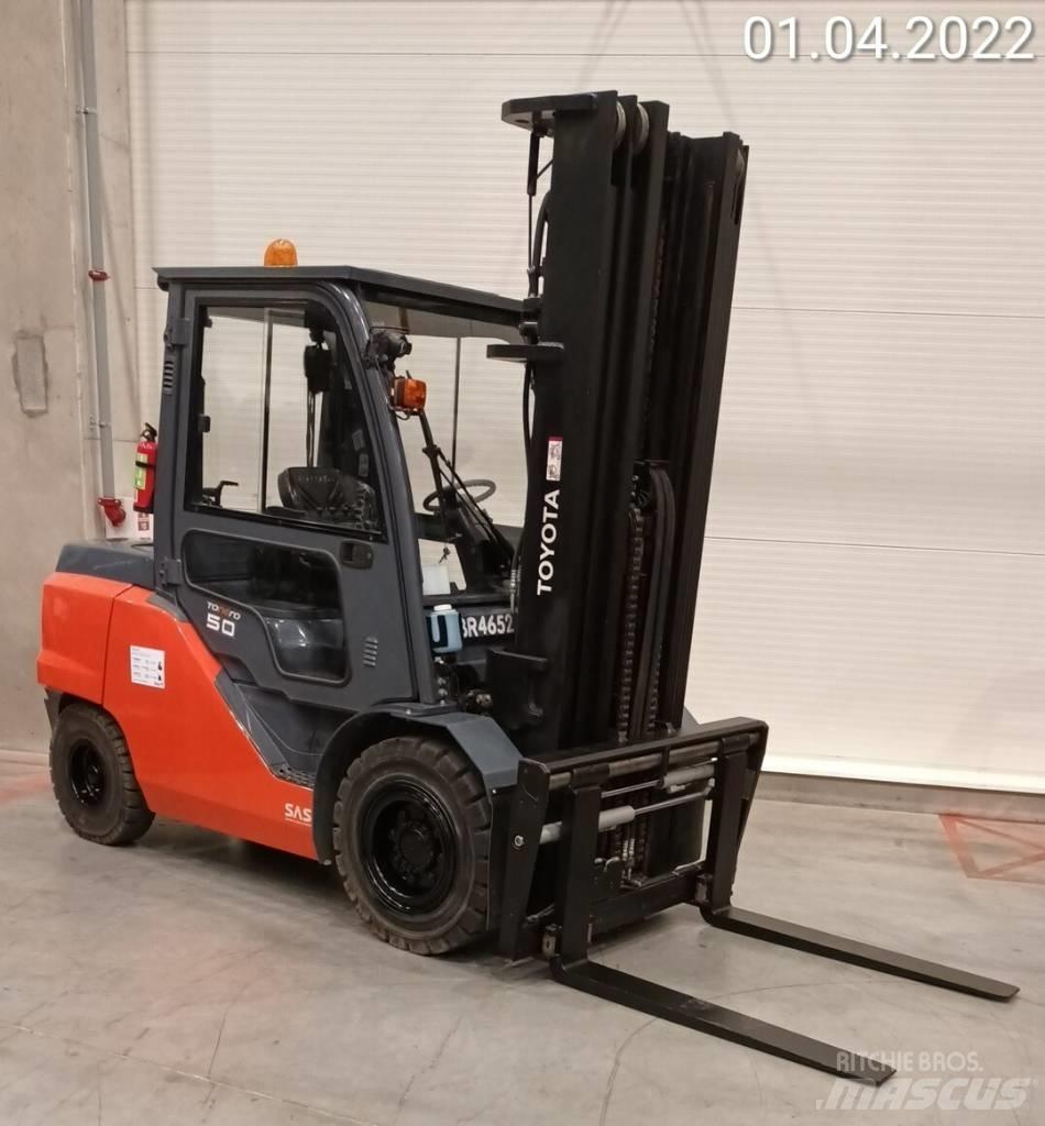 Toyota 40-8FD50N Dízel targoncák