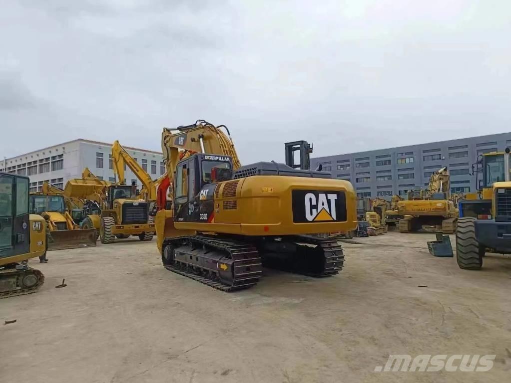 CAT 330 D Lánctalpas kotrók