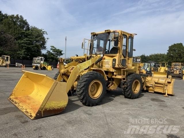 CAT 924 F Gumikerekes homlokrakodók