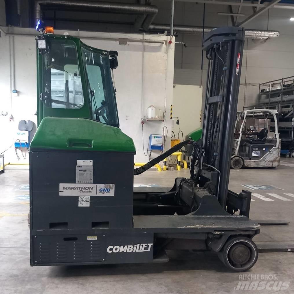 Combilift C 4000 E Tolóoszlopos négyutas targonca