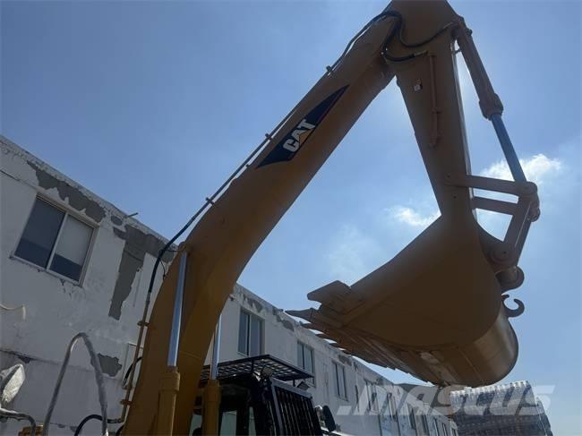CAT 320 C L Lánctalpas kotrók