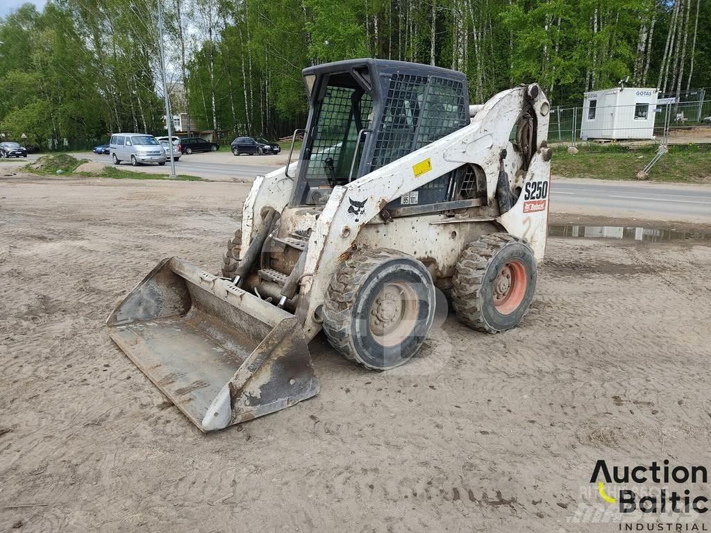 Bobcat S 250 Kompaktrakodók