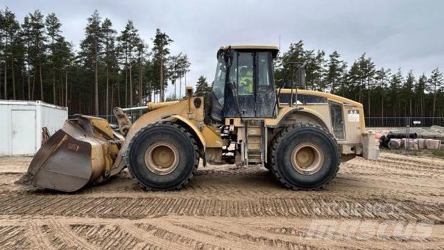 CAT 962H Gumikerekes homlokrakodók