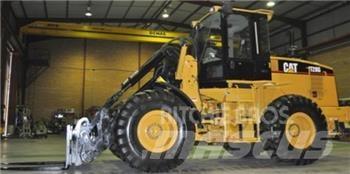 CAT IT28G Gumikerekes homlokrakodók