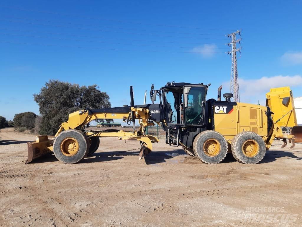 CAT M 140 M 2 Gréderek