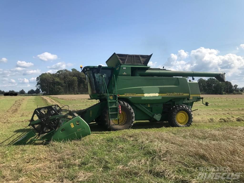 John Deere 9780 CTS Kombájnok