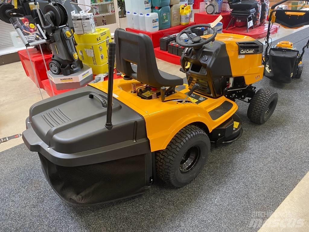 Cub Cadet LT1 NR92 Ráülős fűnyírók