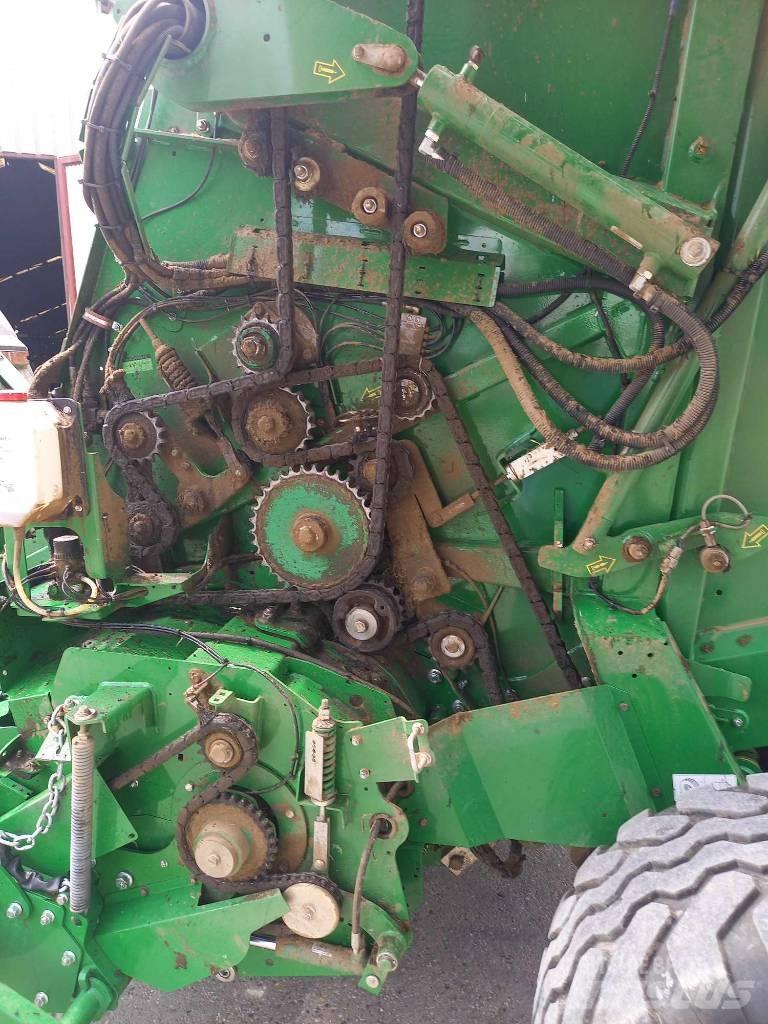 John Deere V451M Körbálázók