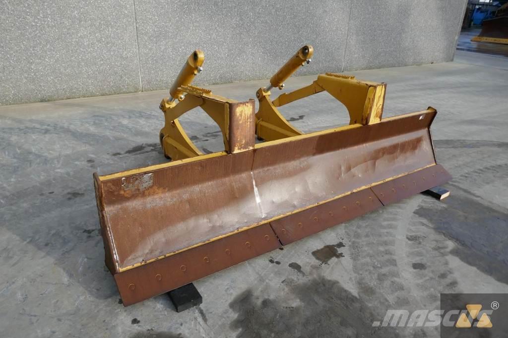 CAT Skidder blade Tolólapok