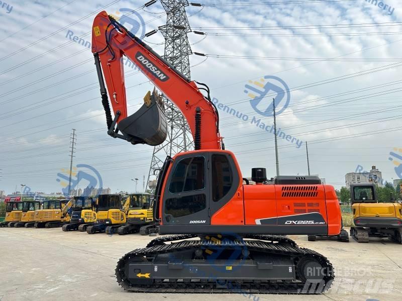 Doosan DX 225 LC-9C Lánctalpas kotrók