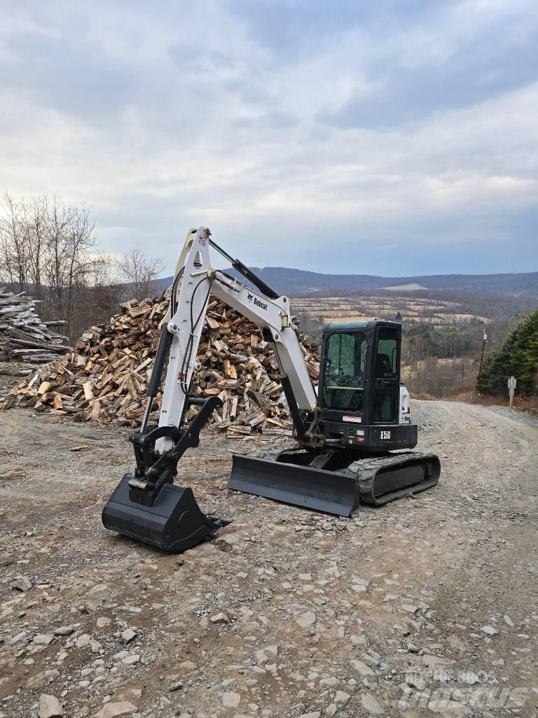 Bobcat E 50 Mini kotrók < 7t