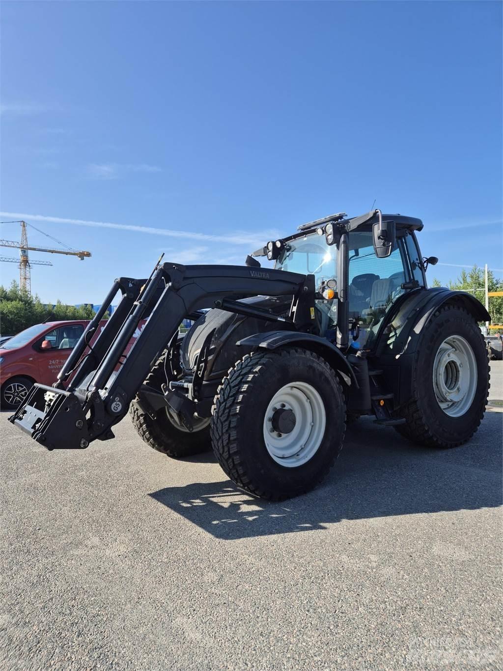 Valtra N175 A Traktorok