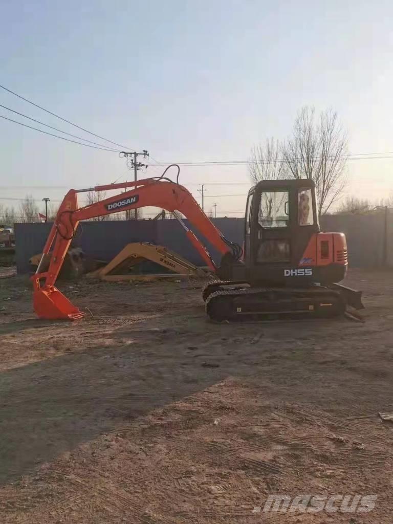 Doosan DH55 Mini kotrók < 7t