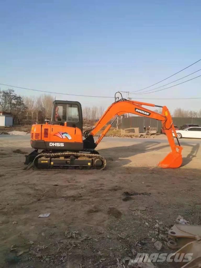 Doosan DH55 Mini kotrók < 7t
