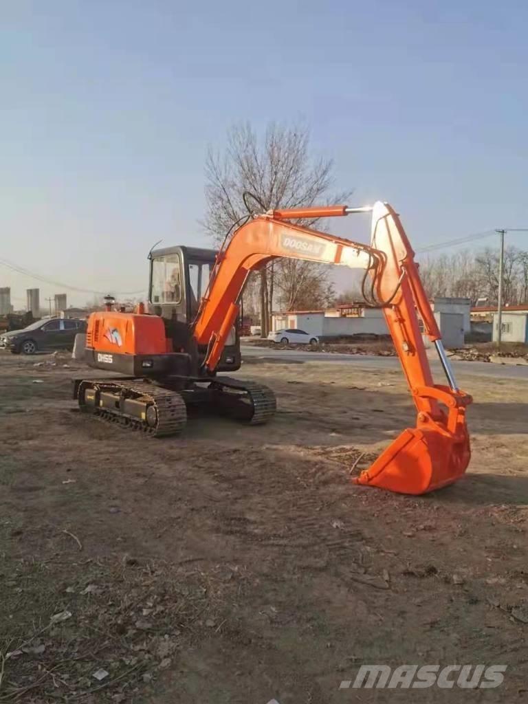 Doosan DH55 Mini kotrók < 7t