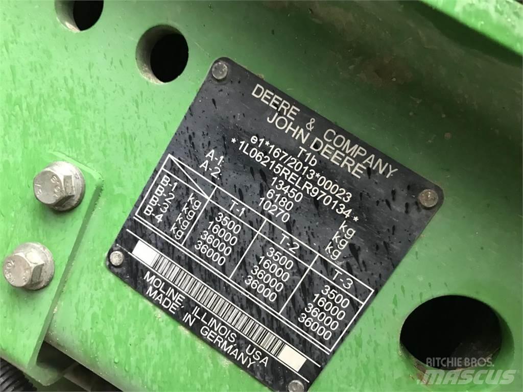 John Deere 6215R Traktorok