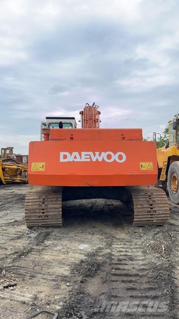 Daewoo Solar 280 LC Lánctalpas kotrók