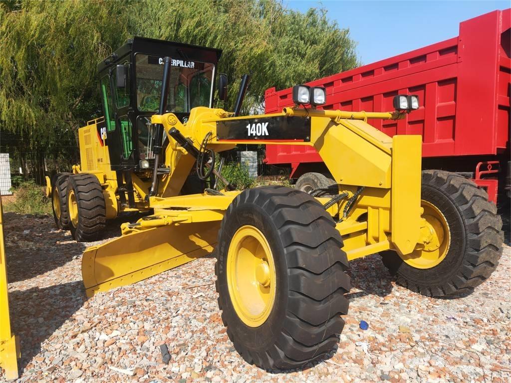 CAT 140 K Gréderek