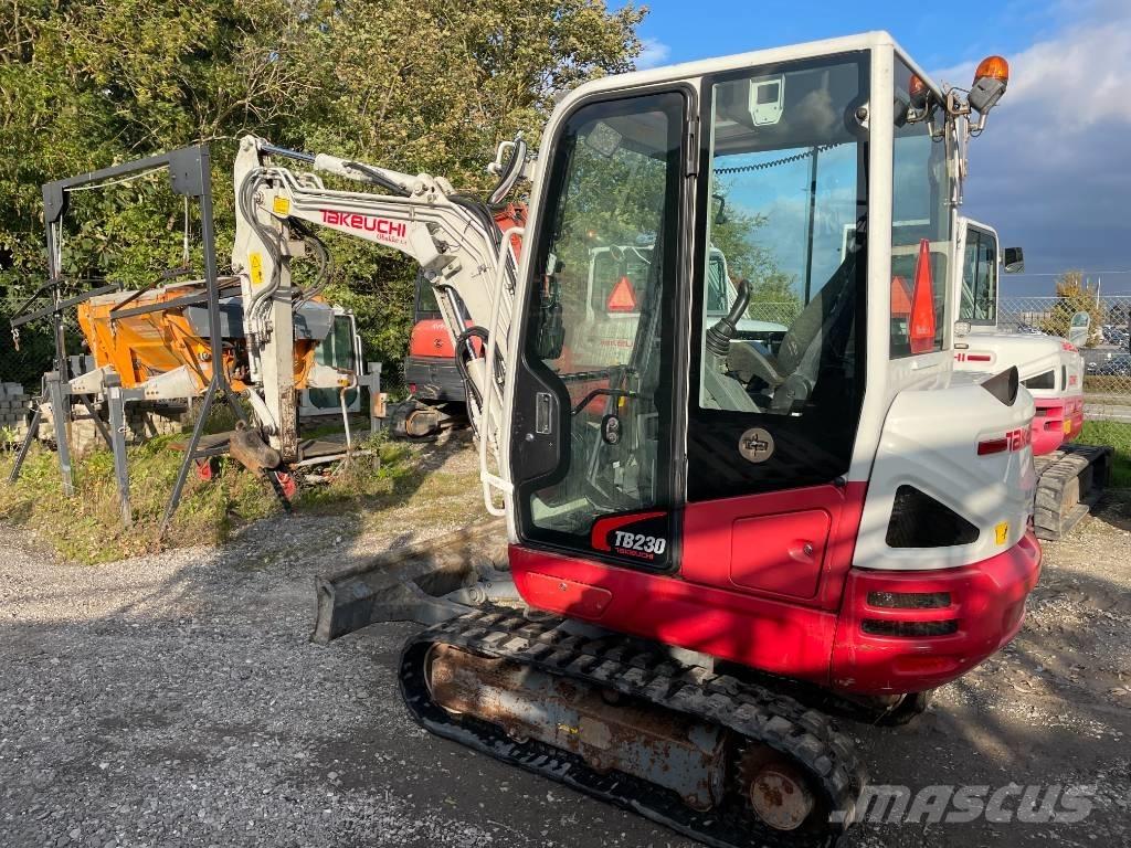 Takeuchi TB 230 Mini kotrók < 7t