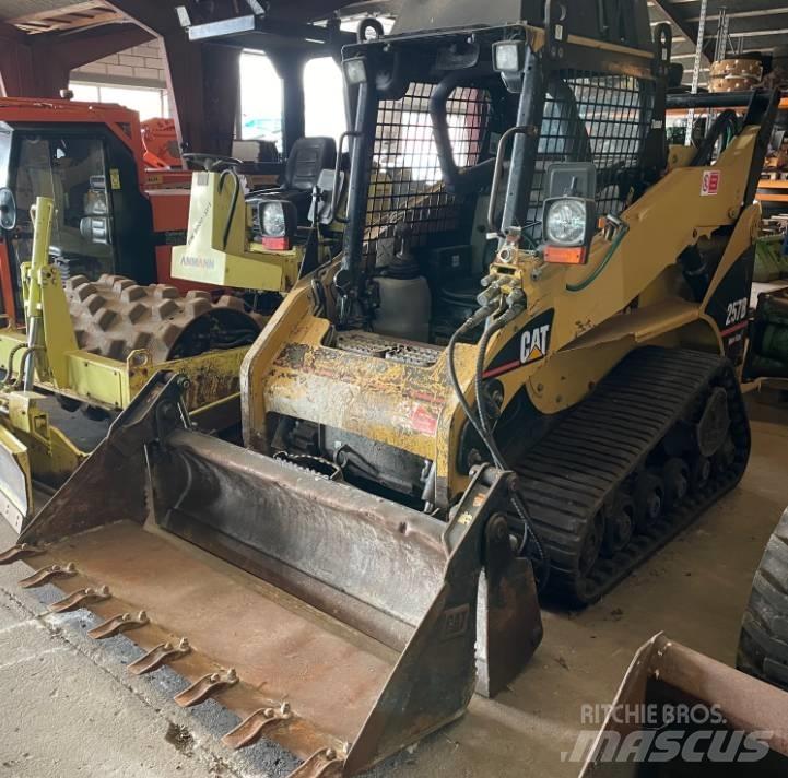CAT 257B Kompaktrakodók