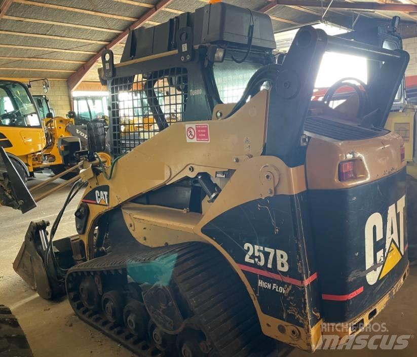 CAT 257B Kompaktrakodók