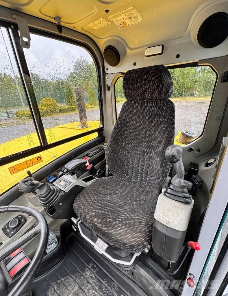 Wacker Neuson EW 100 Gumikerekes kotrók