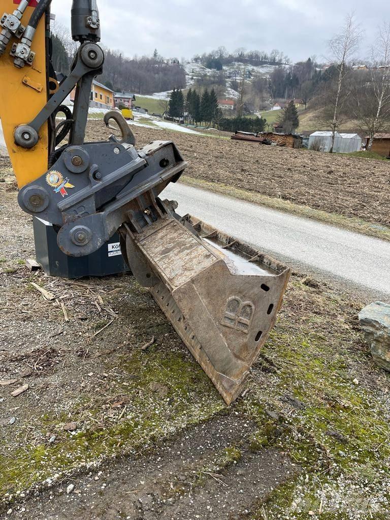 Liebherr A 916 Gumikerekes kotrók